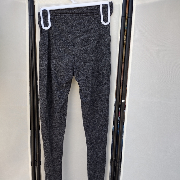 May Pink Crop Top and Leggings Set - Picture 13 of 15